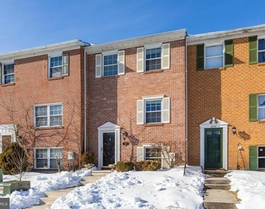 2828 Beckon Drive - Photo Thumbnail 3
