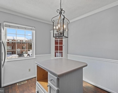 2828 Beckon Drive - Photo Thumbnail 8