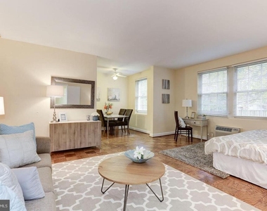 3051 Idaho Avenue Nw - Photo Thumbnail 4