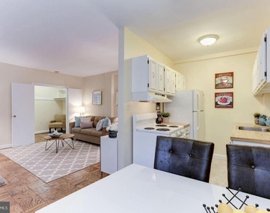 3051 Idaho Avenue Nw - Photo Thumbnail 5