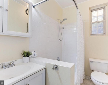 3051 Idaho Avenue Nw - Photo Thumbnail 11