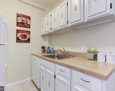 3051 Idaho Avenue Nw - Photo Thumbnail 8