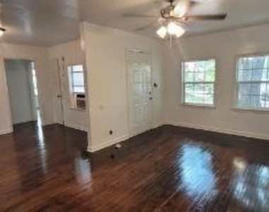 5811 Westdale Street - Photo Thumbnail 2