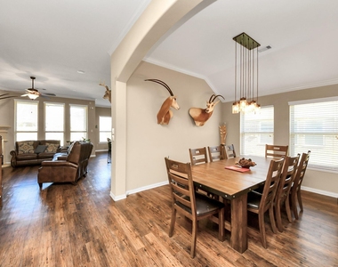 7502 Simpson Springs Lane - Photo Thumbnail 6