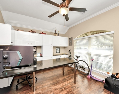 7502 Simpson Springs Lane - Photo Thumbnail 2