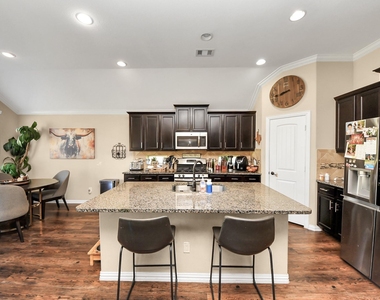 7502 Simpson Springs Lane - Photo Thumbnail 16