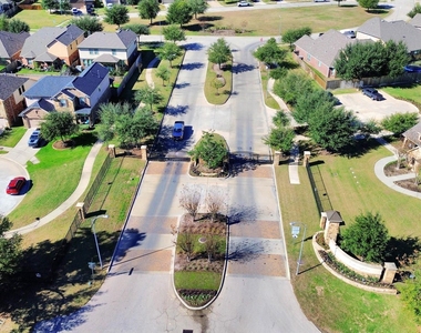 7502 Simpson Springs Lane - Photo Thumbnail 32
