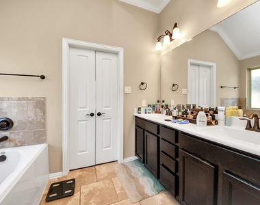 7502 Simpson Springs Lane - Photo Thumbnail 26