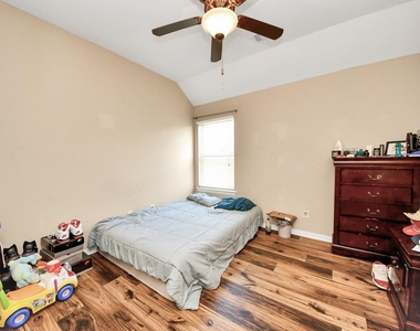 7502 Simpson Springs Lane - Photo Thumbnail 5
