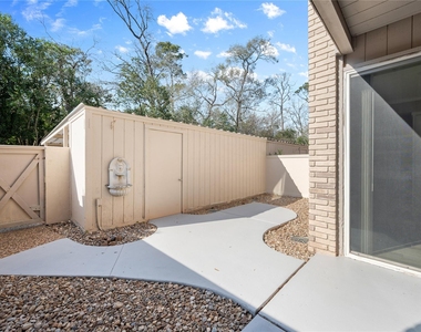 2113 Lake Village Drive - Photo Thumbnail 20