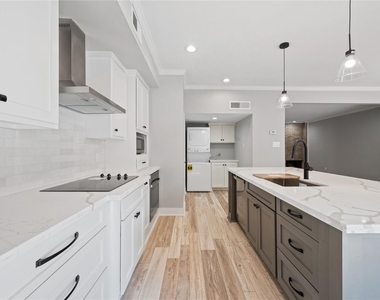 2113 Lake Village Drive - Photo Thumbnail 5