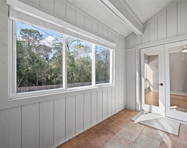 2113 Lake Village Drive - Photo Thumbnail 17