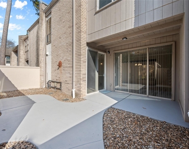 2113 Lake Village Drive - Photo Thumbnail 21