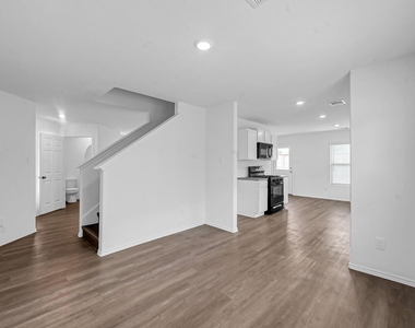1714 Campos Court - Photo Thumbnail 6