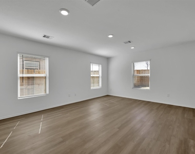 1714 Campos Court - Photo Thumbnail 3