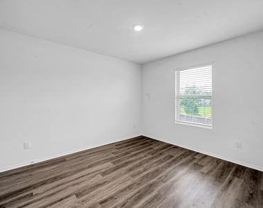 1714 Campos Court - Photo Thumbnail 13
