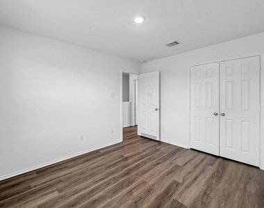 1714 Campos Court - Photo Thumbnail 14