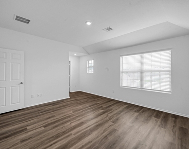 1714 Campos Court - Photo Thumbnail 10