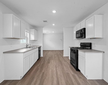 1714 Campos Court - Photo Thumbnail 7
