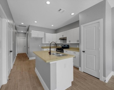 4631 Briscoe Street - Photo Thumbnail 5