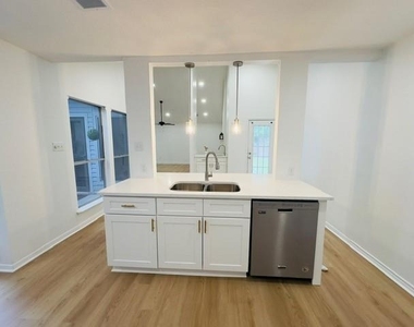 18322 Autumn Trails Lane - Photo Thumbnail 11
