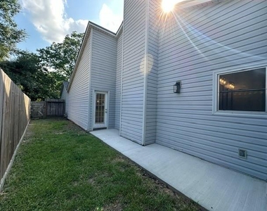 18322 Autumn Trails Lane - Photo Thumbnail 34