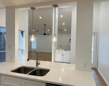 18322 Autumn Trails Lane - Photo Thumbnail 22