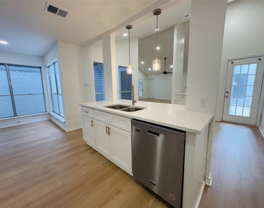 18322 Autumn Trails Lane - Photo Thumbnail 10