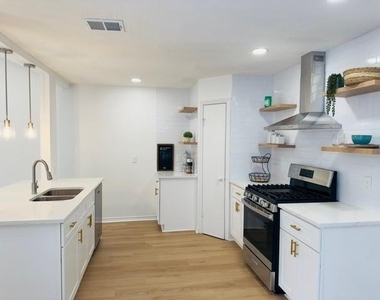 18322 Autumn Trails Lane - Photo Thumbnail 7