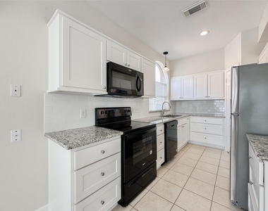 5515 Strack Road - Photo Thumbnail 12