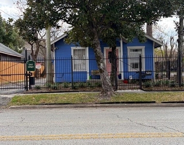 520 W 14th Street - Photo Thumbnail 11