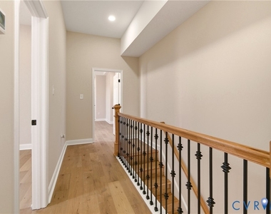 316 W Clay St - Photo Thumbnail 41