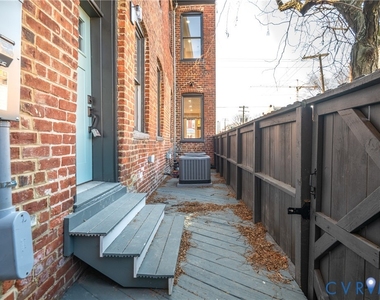 316 W Clay St - Photo Thumbnail 49