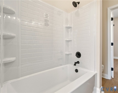 316 W Clay St - Photo Thumbnail 36