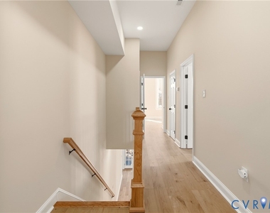 316 W Clay St - Photo Thumbnail 31
