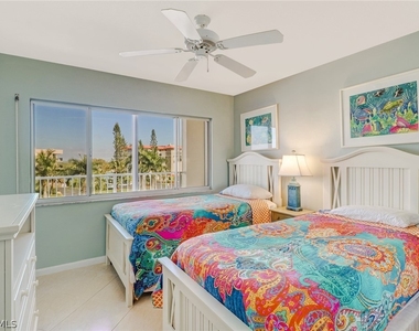 25870 Hickory Boulevard - Photo Thumbnail 14