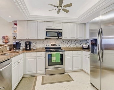 25870 Hickory Boulevard - Photo Thumbnail 6