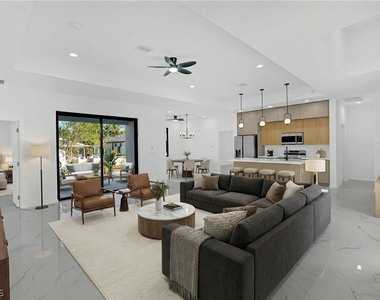 5231 6th Street W - Photo Thumbnail 6
