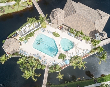 7638 Pebble Creek Circle - Photo Thumbnail 18