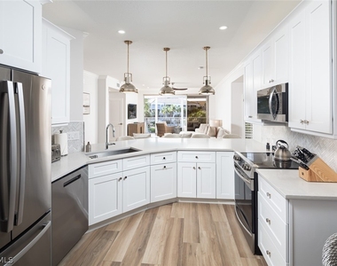 7638 Pebble Creek Circle - Photo Thumbnail 8
