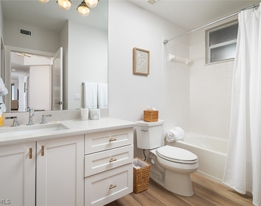 7638 Pebble Creek Circle - Photo Thumbnail 13