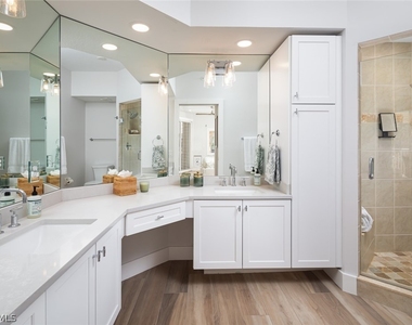 7638 Pebble Creek Circle - Photo Thumbnail 11