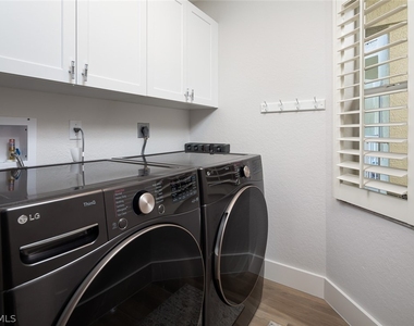 7638 Pebble Creek Circle - Photo Thumbnail 15