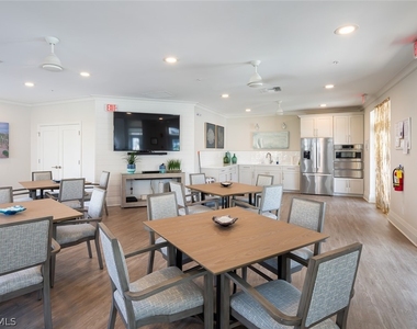 7638 Pebble Creek Circle - Photo Thumbnail 22