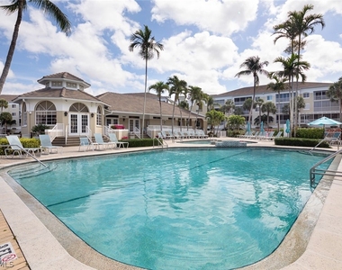 7638 Pebble Creek Circle - Photo Thumbnail 19