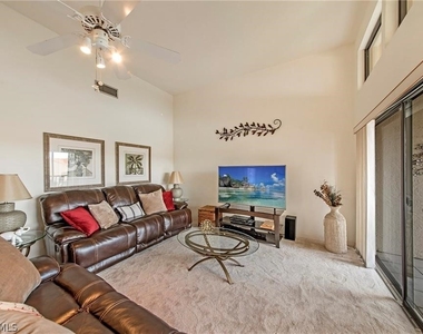 643 Beachwalk Circle - Photo Thumbnail 8