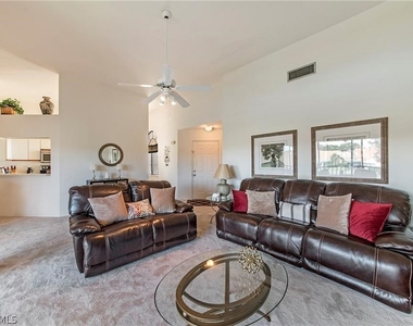 643 Beachwalk Circle - Photo Thumbnail 12