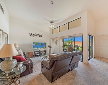 643 Beachwalk Circle - Photo Thumbnail 10