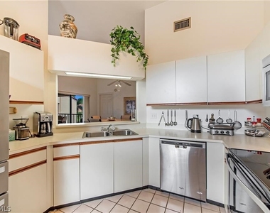643 Beachwalk Circle - Photo Thumbnail 6