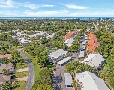 3921 Leeward Passage Court - Photo Thumbnail 20